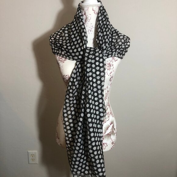 🖤 Black & White Polka Dot Sheer Scarf - Lightweight & Flowy 🖤 - Picture 4 of 11